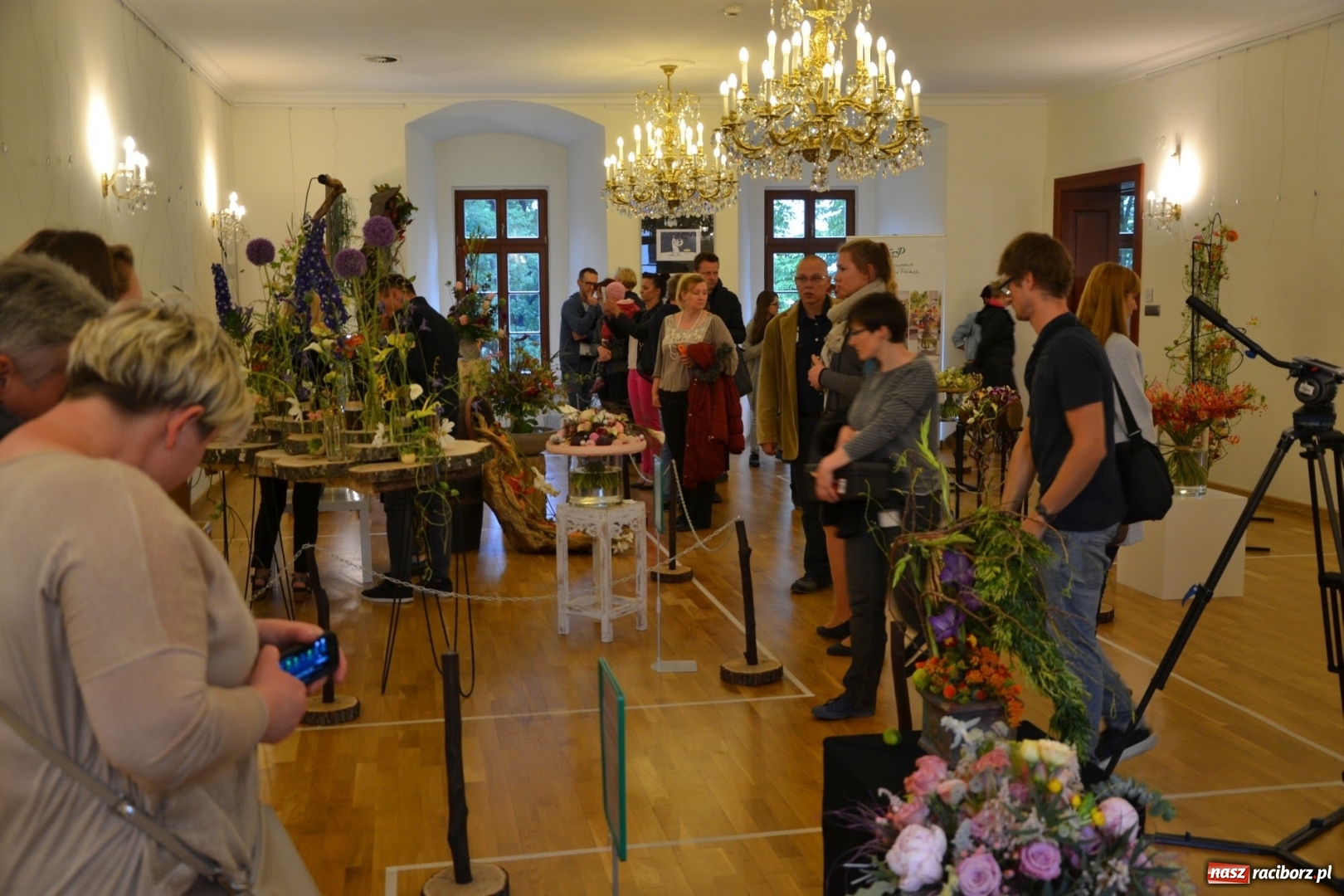 Zdjęcie w galerii na portalu naszraciborz.pl: Tomasz Paszczyński z Raciborza zwycięża w III Krajowych Mistrzostwach Florystycznych Regionu Śląsko-Opolskiego wiadomości z regionu