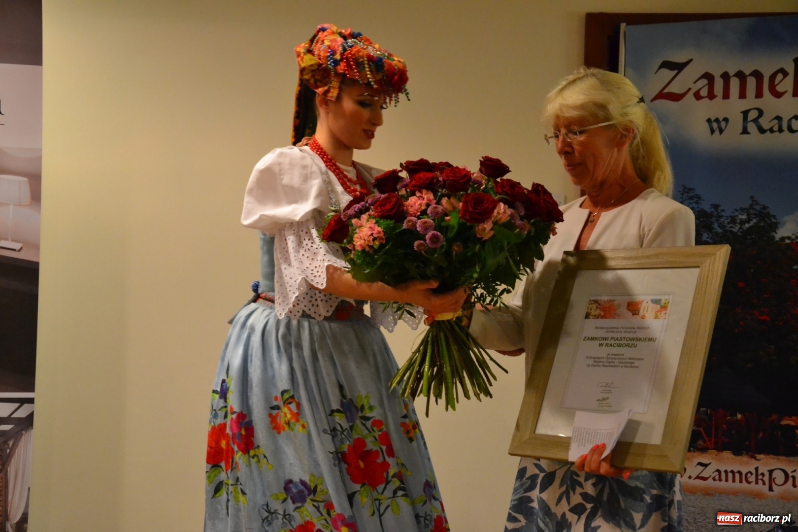 Zdjęcie w galerii na portalu naszraciborz.pl: Tomasz Paszczyński z Raciborza zwycięża w III Krajowych Mistrzostwach Florystycznych Regionu Śląsko-Opolskiego wiadomości z regionu