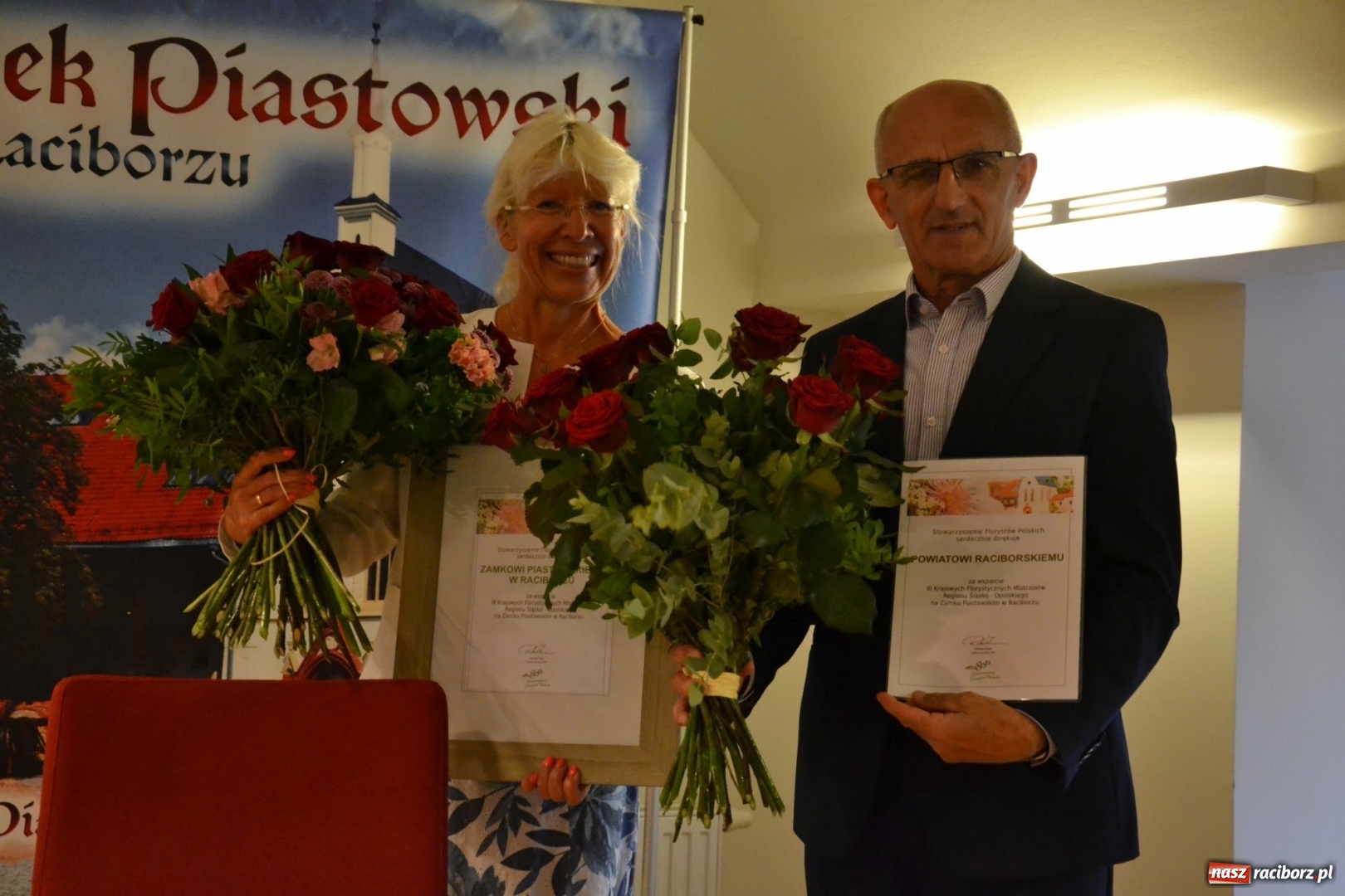 Zdjęcie w galerii na portalu naszraciborz.pl: Tomasz Paszczyński z Raciborza zwycięża w III Krajowych Mistrzostwach Florystycznych Regionu Śląsko-Opolskiego wiadomości z regionu