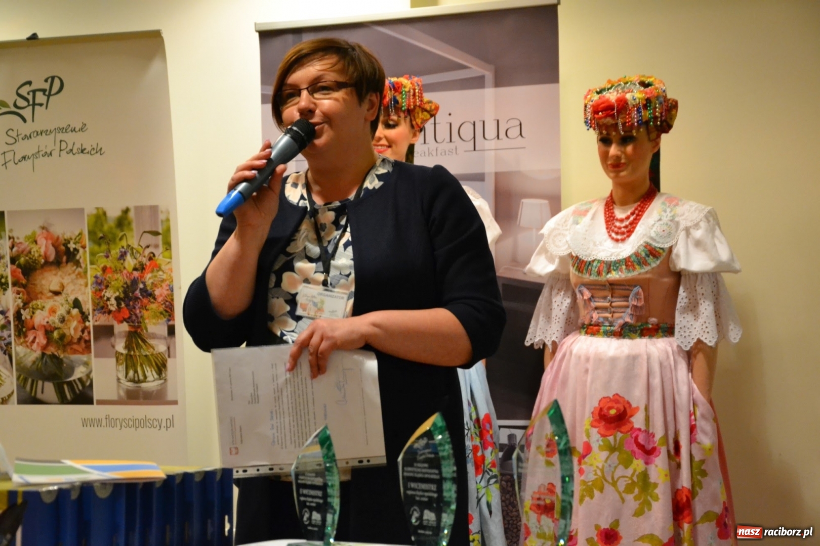 Zdjęcie w galerii na portalu naszraciborz.pl: Tomasz Paszczyński z Raciborza zwycięża w III Krajowych Mistrzostwach Florystycznych Regionu Śląsko-Opolskiego wiadomości z regionu