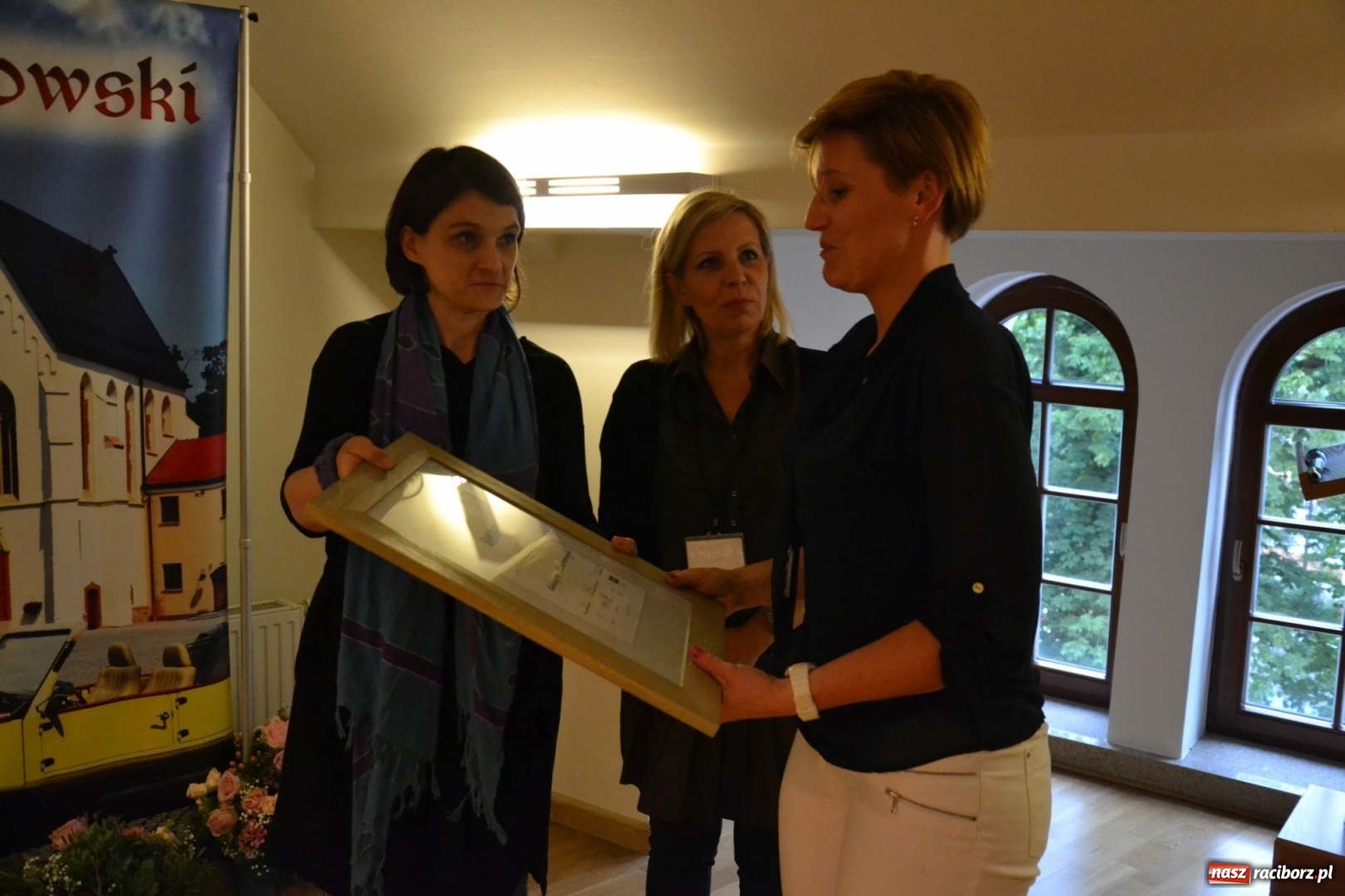 Zdjęcie w galerii na portalu naszraciborz.pl: Tomasz Paszczyński z Raciborza zwycięża w III Krajowych Mistrzostwach Florystycznych Regionu Śląsko-Opolskiego wiadomości z regionu