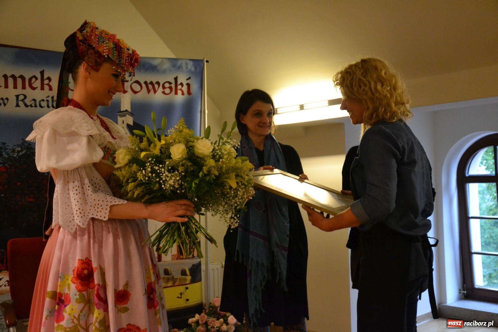 Zdjęcie w galerii na portalu naszraciborz.pl: Tomasz Paszczyński z Raciborza zwycięża w III Krajowych Mistrzostwach Florystycznych Regionu Śląsko-Opolskiego wiadomości z regionu