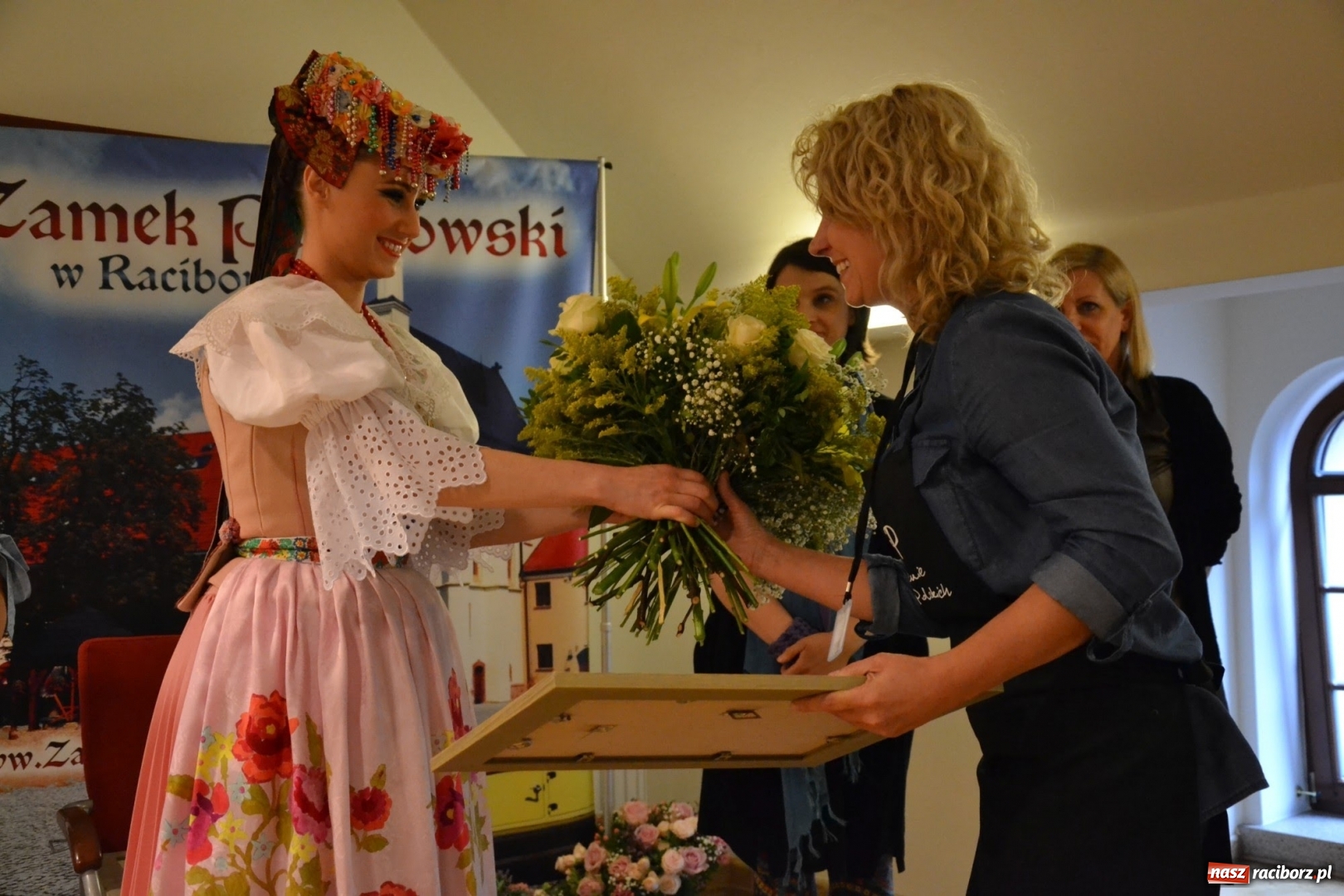 Zdjęcie w galerii na portalu naszraciborz.pl: Tomasz Paszczyński z Raciborza zwycięża w III Krajowych Mistrzostwach Florystycznych Regionu Śląsko-Opolskiego wiadomości z regionu