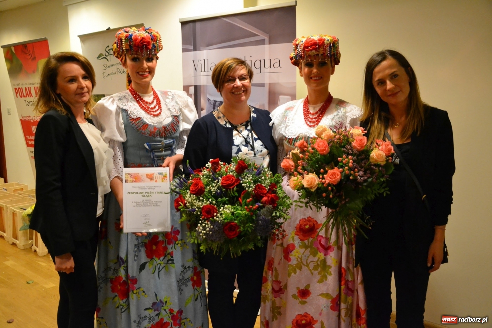 Zdjęcie w galerii na portalu naszraciborz.pl: Tomasz Paszczyński z Raciborza zwycięża w III Krajowych Mistrzostwach Florystycznych Regionu Śląsko-Opolskiego wiadomości z regionu