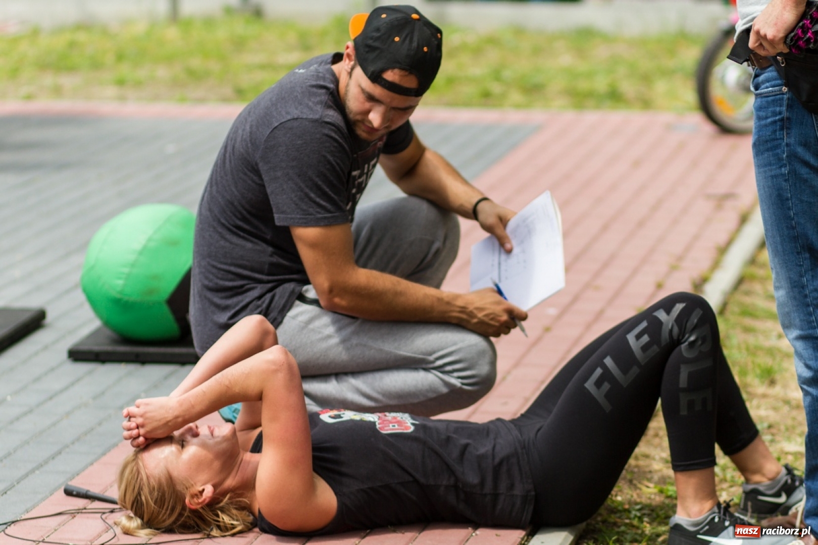 Zdjęcie w galerii na portalu naszraciborz.pl: 800 kg na 800-lecie - crosstrening przy Żółkiewskiego wiadomości z regionu