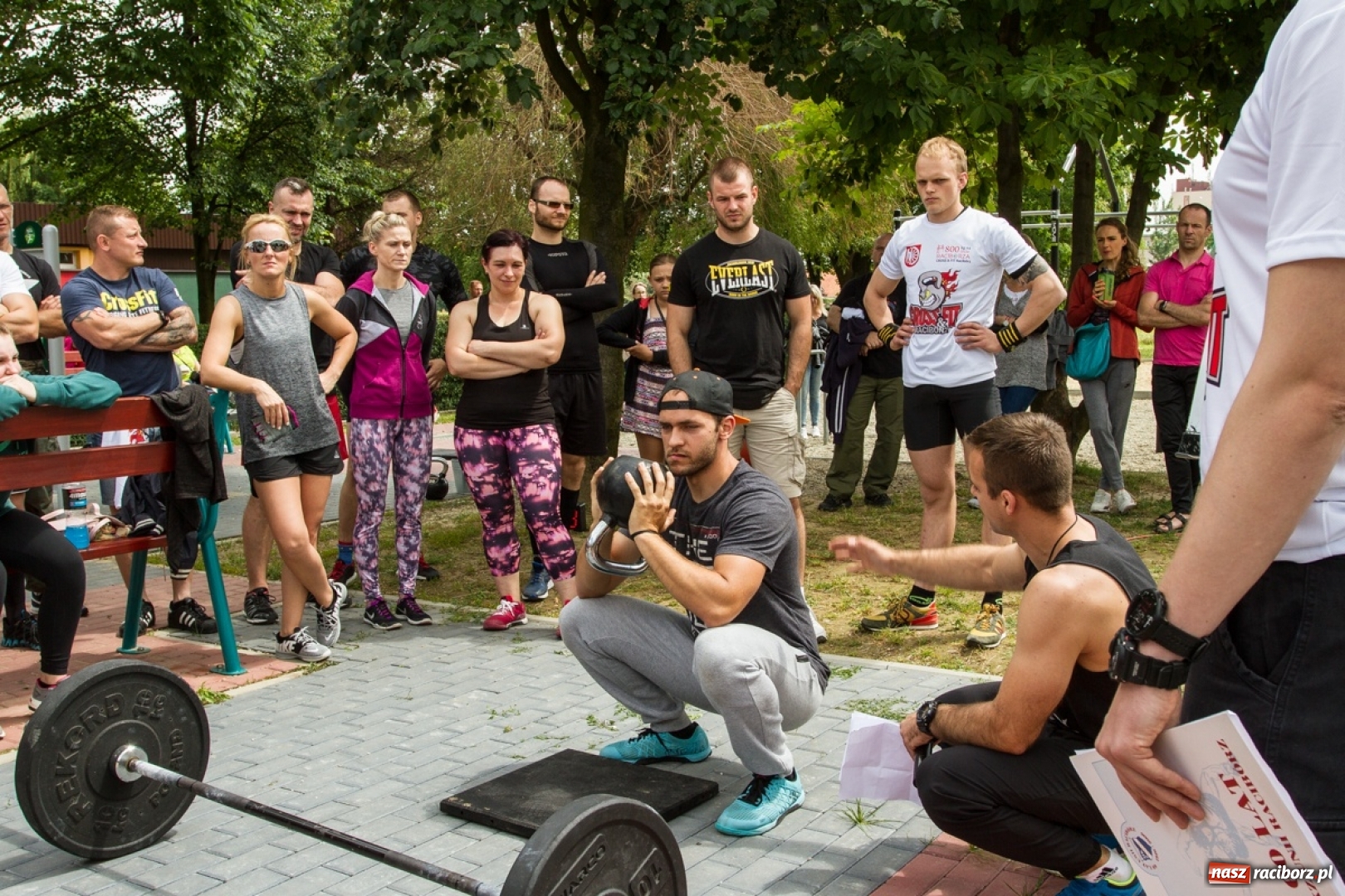 Zdjęcie w galerii na portalu naszraciborz.pl: 800 kg na 800-lecie - crosstrening przy Żółkiewskiego wiadomości z regionu
