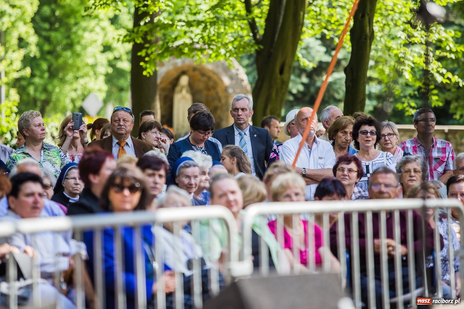 Zdjęcie w galerii na portalu naszraciborz.pl: Koncert Eleni w kościele Matki Bożej wiadomości z regionu