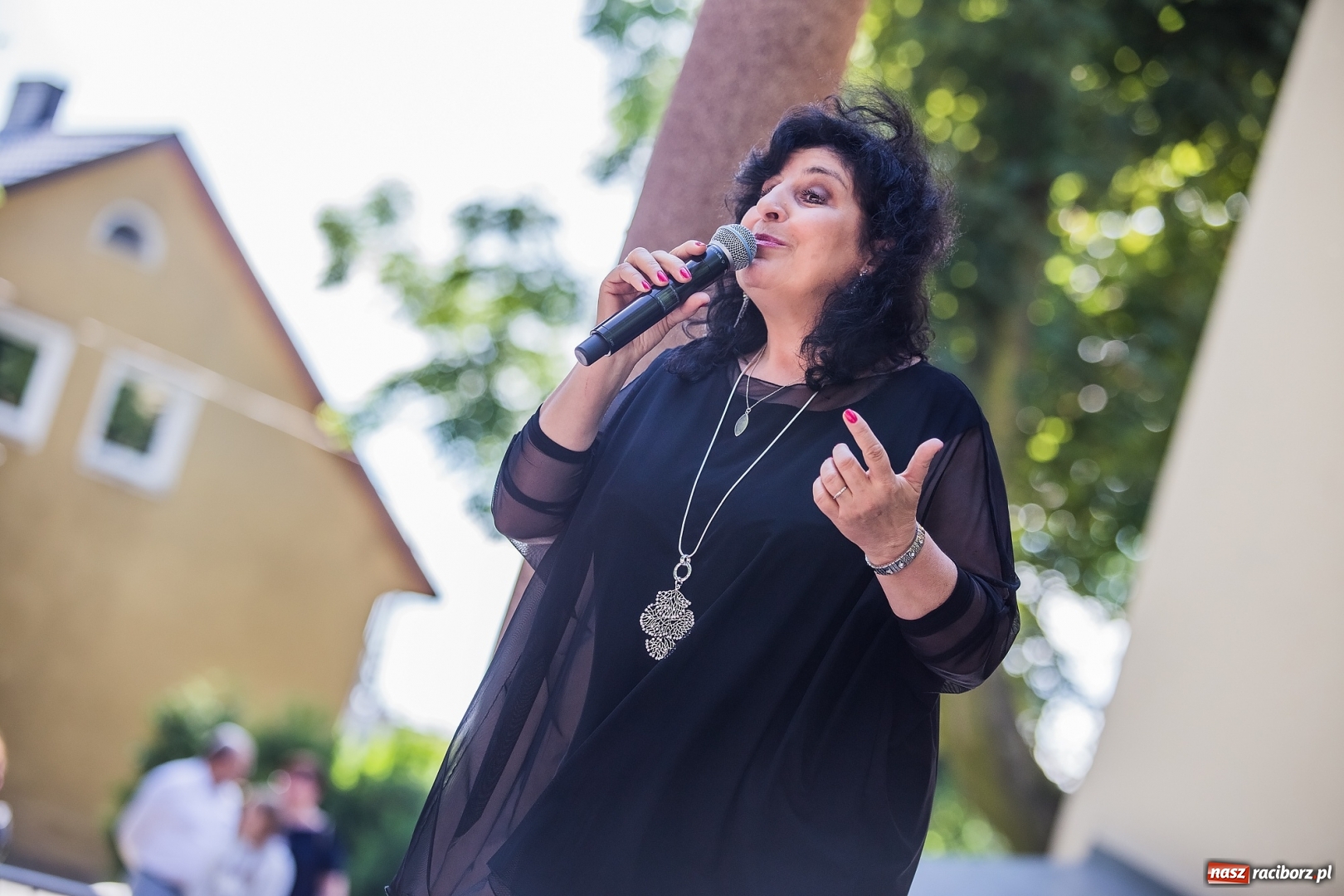 Zdjęcie w galerii na portalu naszraciborz.pl: Koncert Eleni w kościele Matki Bożej wiadomości z regionu