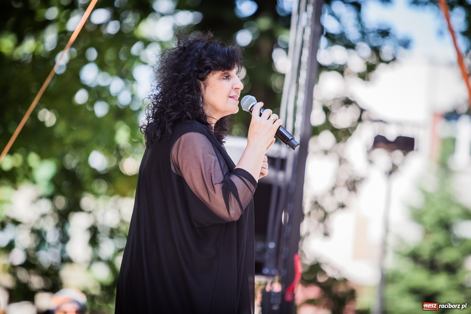 Zdjęcie w galerii na portalu naszraciborz.pl: Koncert Eleni w kościele Matki Bożej wiadomości z regionu