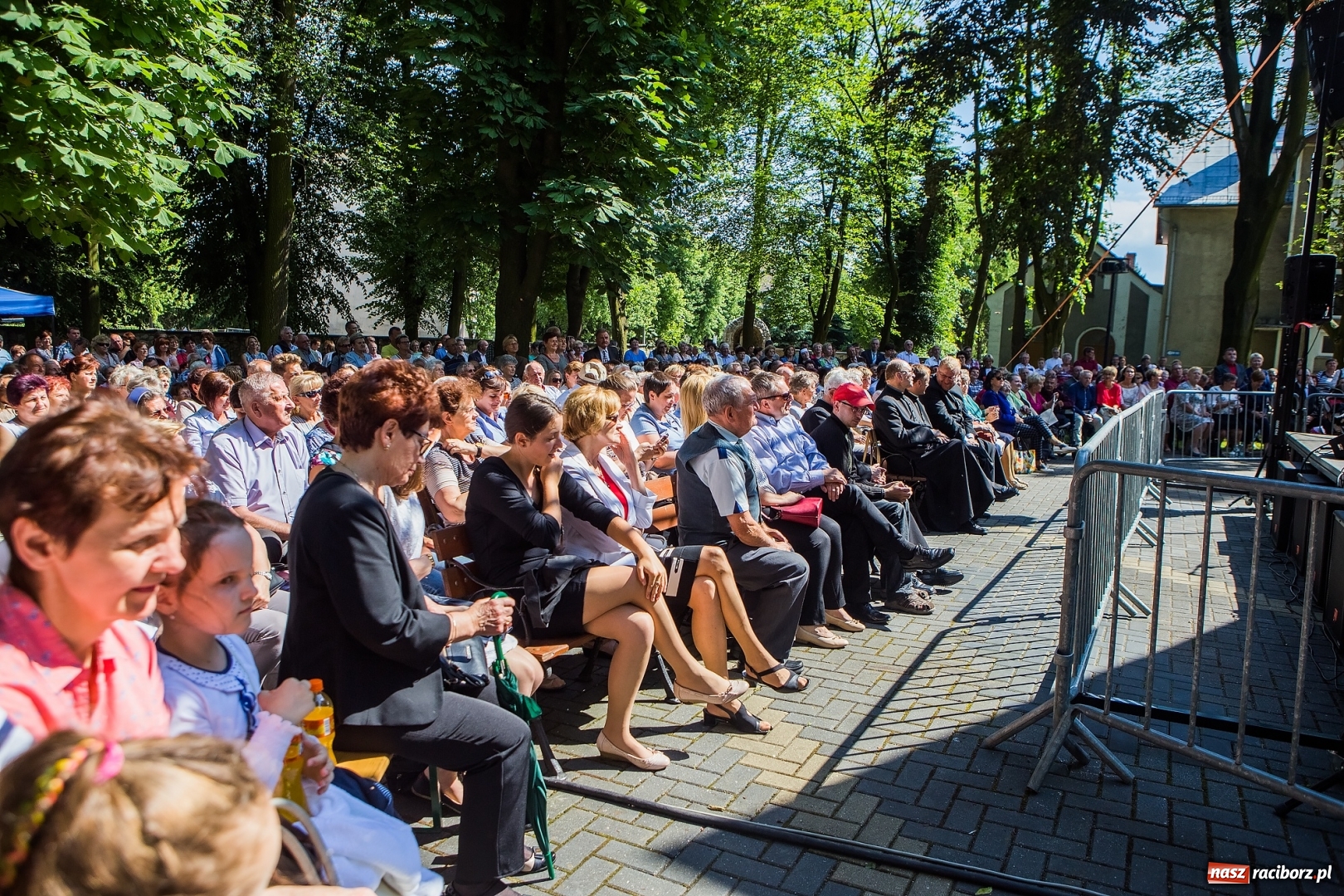 Zdjęcie w galerii na portalu naszraciborz.pl: Koncert Eleni w kościele Matki Bożej wiadomości z regionu