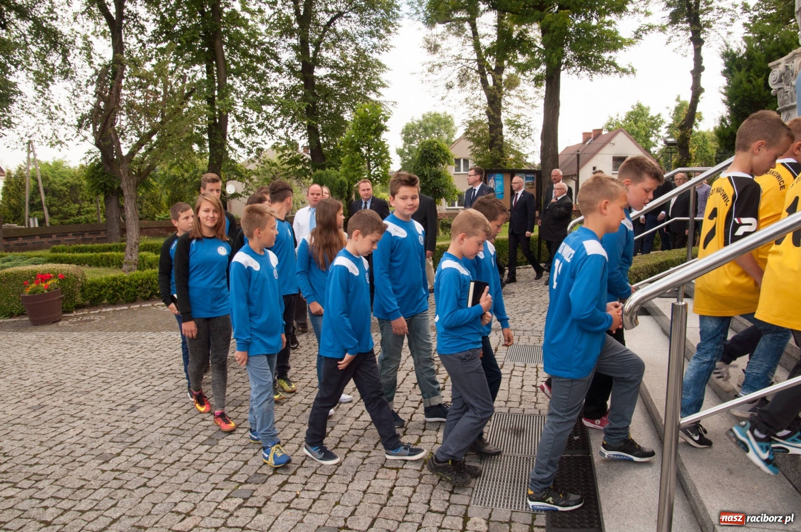 Zdjęcie w galerii na portalu naszraciborz.pl: LKS 07 Markowice ma nowy sztandar. Trzeci dzień obchodów 110 lat klubu wiadomości z regionu