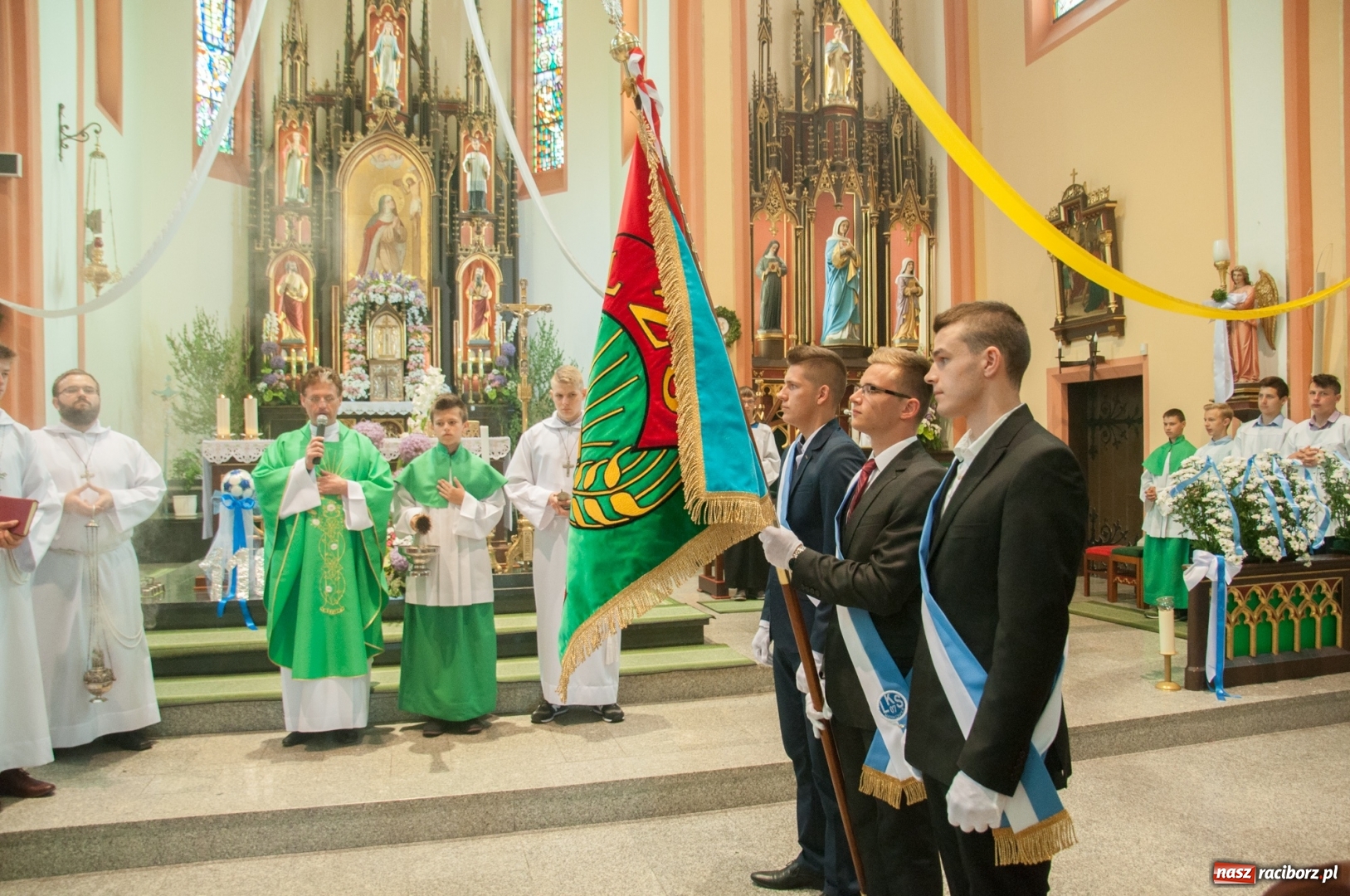 Zdjęcie w galerii na portalu naszraciborz.pl: LKS 07 Markowice ma nowy sztandar. Trzeci dzień obchodów 110 lat klubu wiadomości z regionu