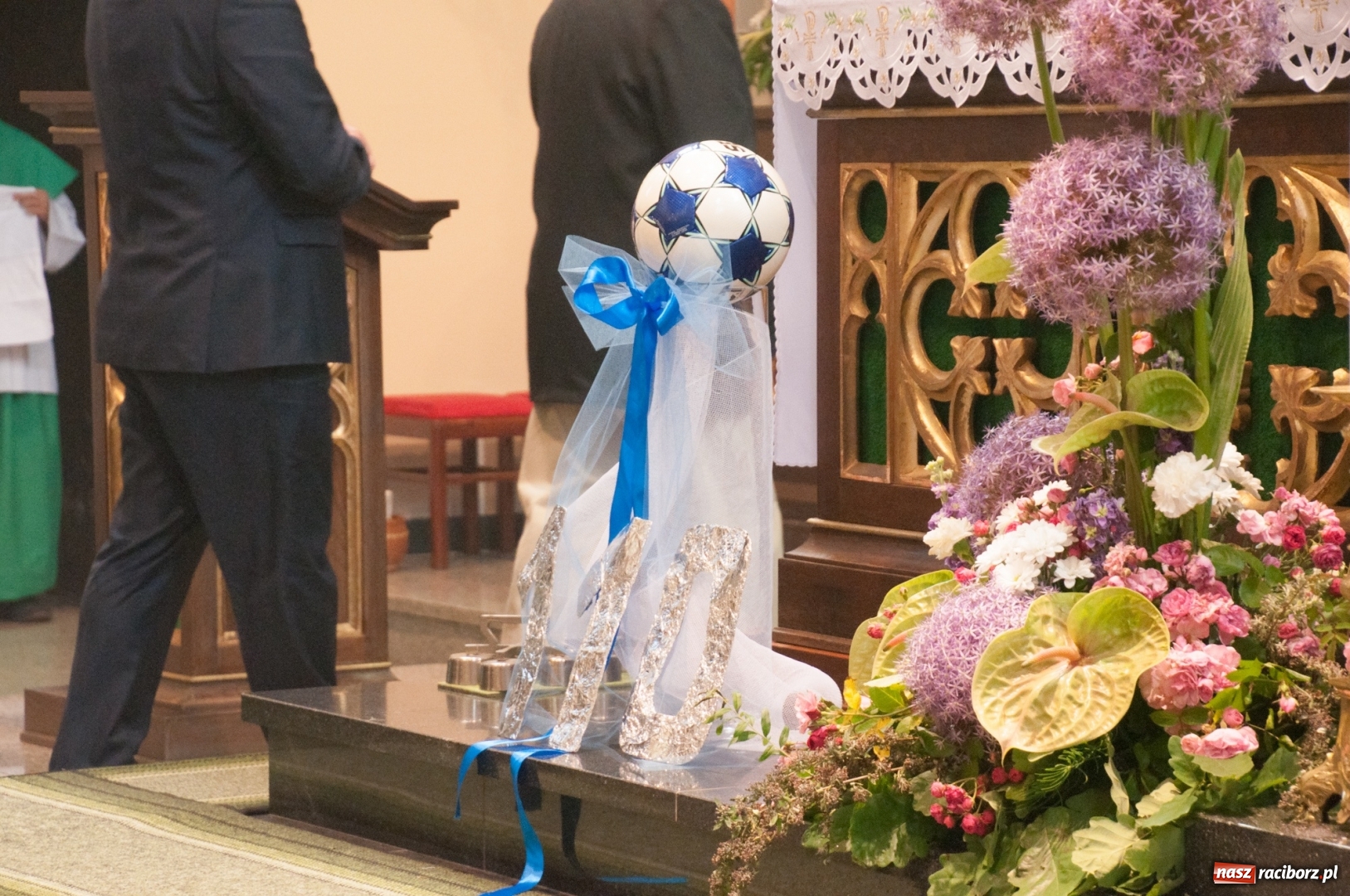 Zdjęcie w galerii na portalu naszraciborz.pl: LKS 07 Markowice ma nowy sztandar. Trzeci dzień obchodów 110 lat klubu wiadomości z regionu