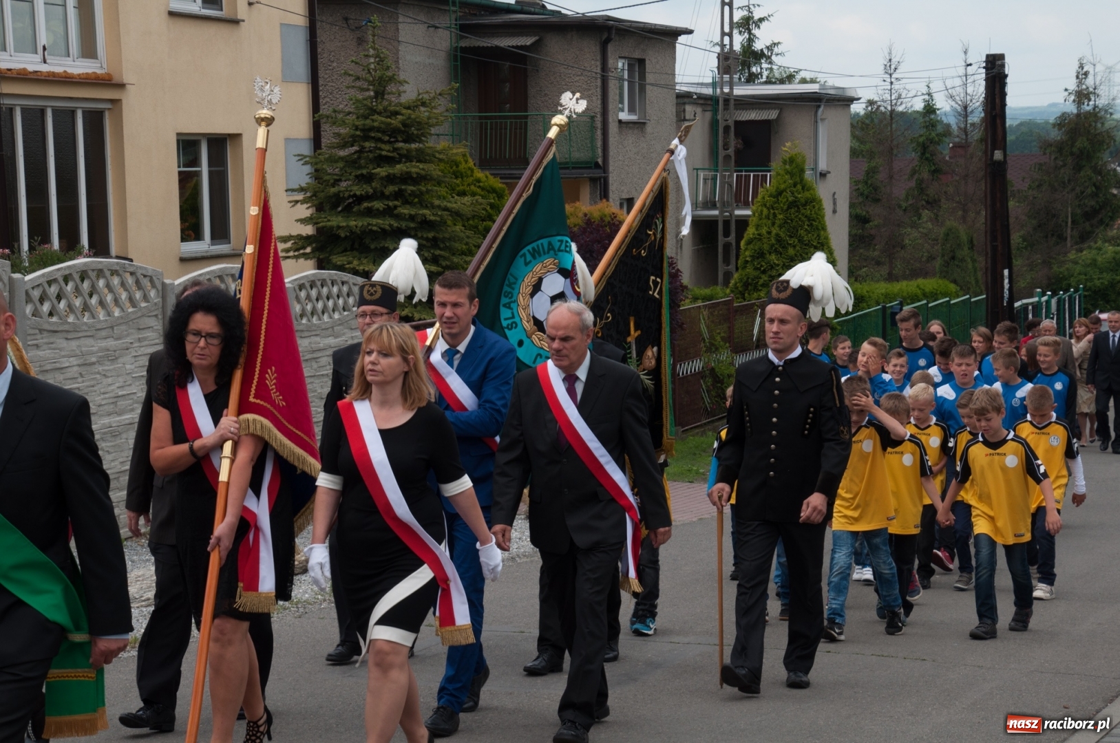Zdjęcie w galerii na portalu naszraciborz.pl: LKS 07 Markowice ma nowy sztandar. Trzeci dzień obchodów 110 lat klubu wiadomości z regionu