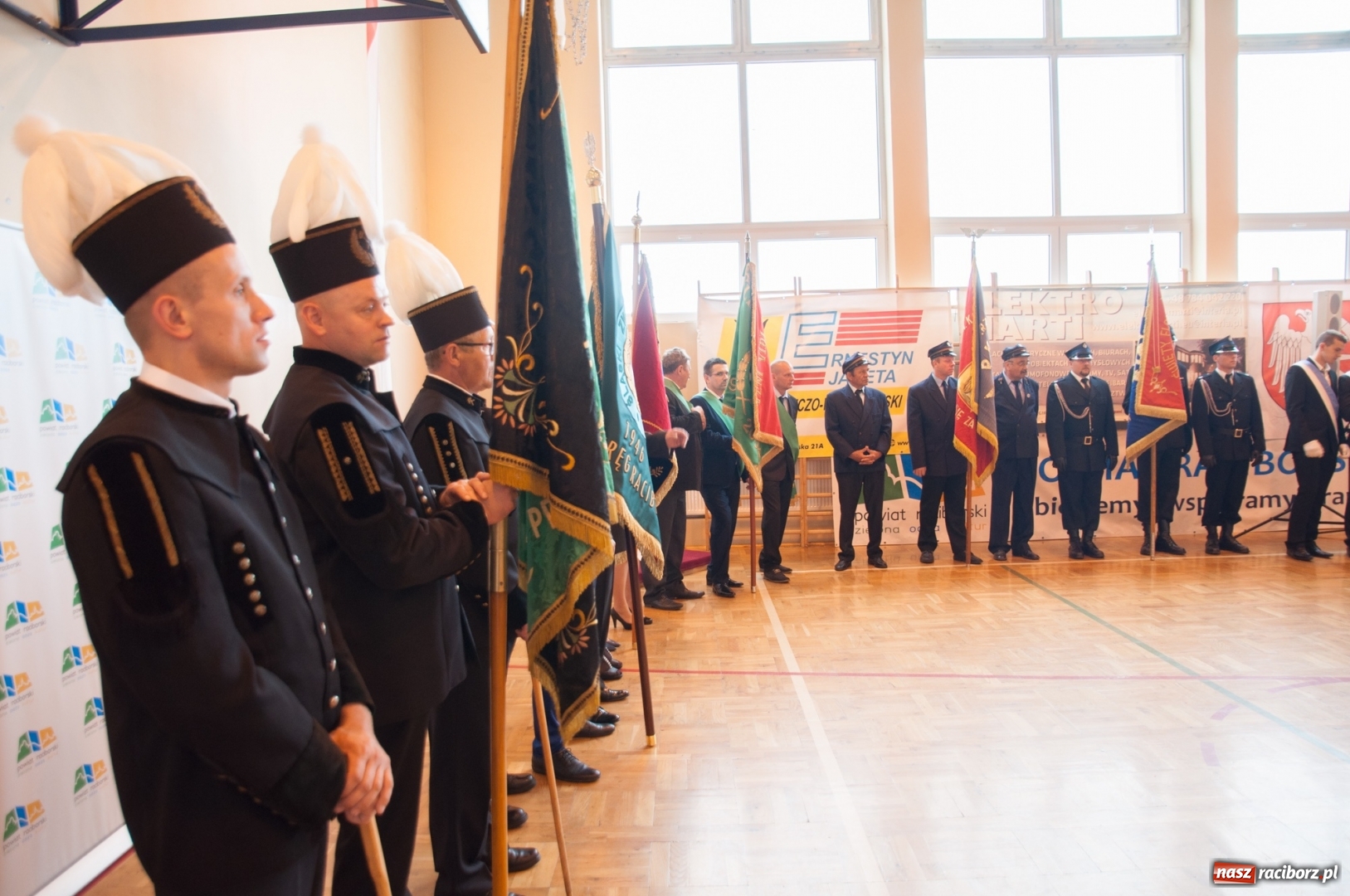 Zdjęcie w galerii na portalu naszraciborz.pl: LKS 07 Markowice ma nowy sztandar. Trzeci dzień obchodów 110 lat klubu wiadomości z regionu