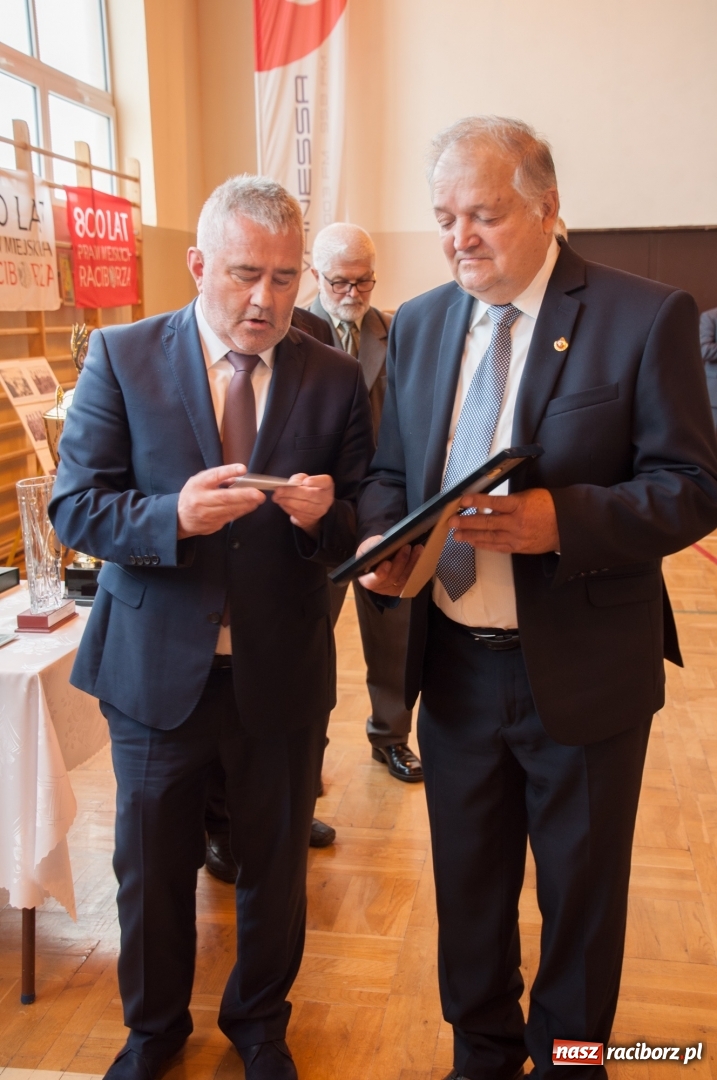 Zdjęcie w galerii na portalu naszraciborz.pl: LKS 07 Markowice ma nowy sztandar. Trzeci dzień obchodów 110 lat klubu wiadomości z regionu