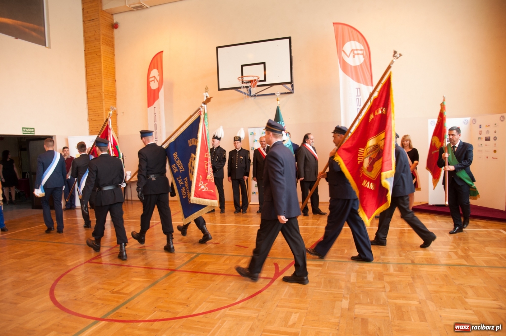 Zdjęcie w galerii na portalu naszraciborz.pl: LKS 07 Markowice ma nowy sztandar. Trzeci dzień obchodów 110 lat klubu wiadomości z regionu