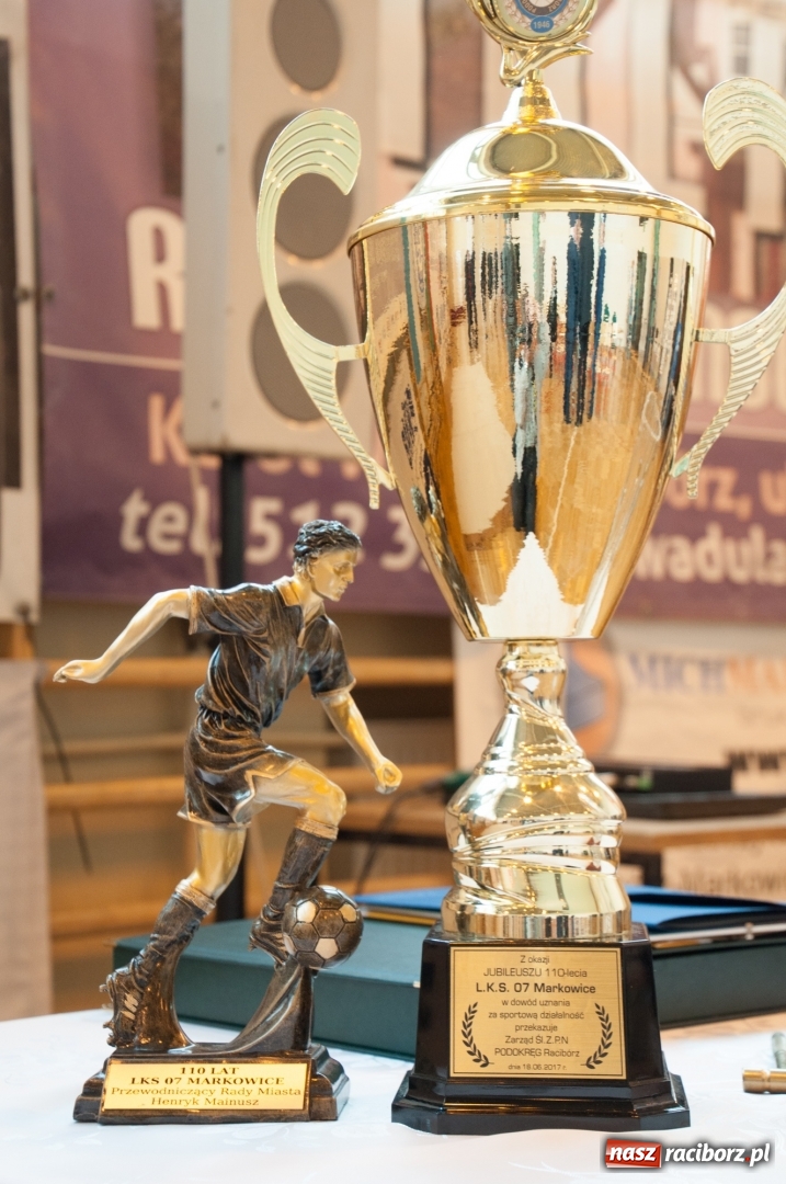 Zdjęcie w galerii na portalu naszraciborz.pl: LKS 07 Markowice ma nowy sztandar. Trzeci dzień obchodów 110 lat klubu wiadomości z regionu