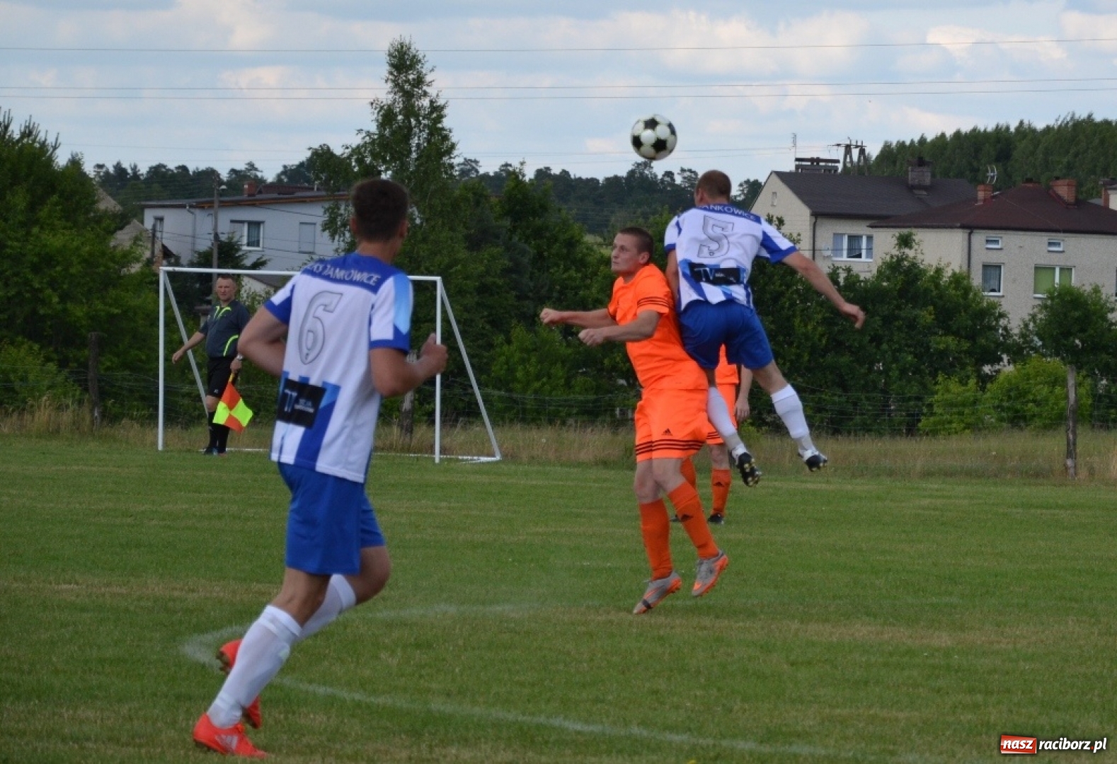 Zdjęcie w galerii na portalu naszraciborz.pl: Jankowice zostają w B klasie. Trudna sytuacja Adamowic! wiadomości z regionu