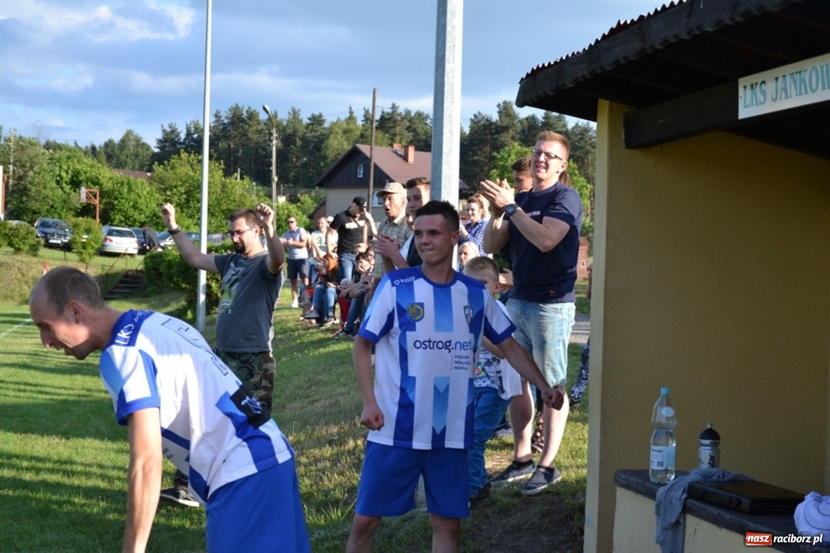 Zdjęcie w galerii na portalu naszraciborz.pl: Jankowice zostają w B klasie. Trudna sytuacja Adamowic! wiadomości z regionu
