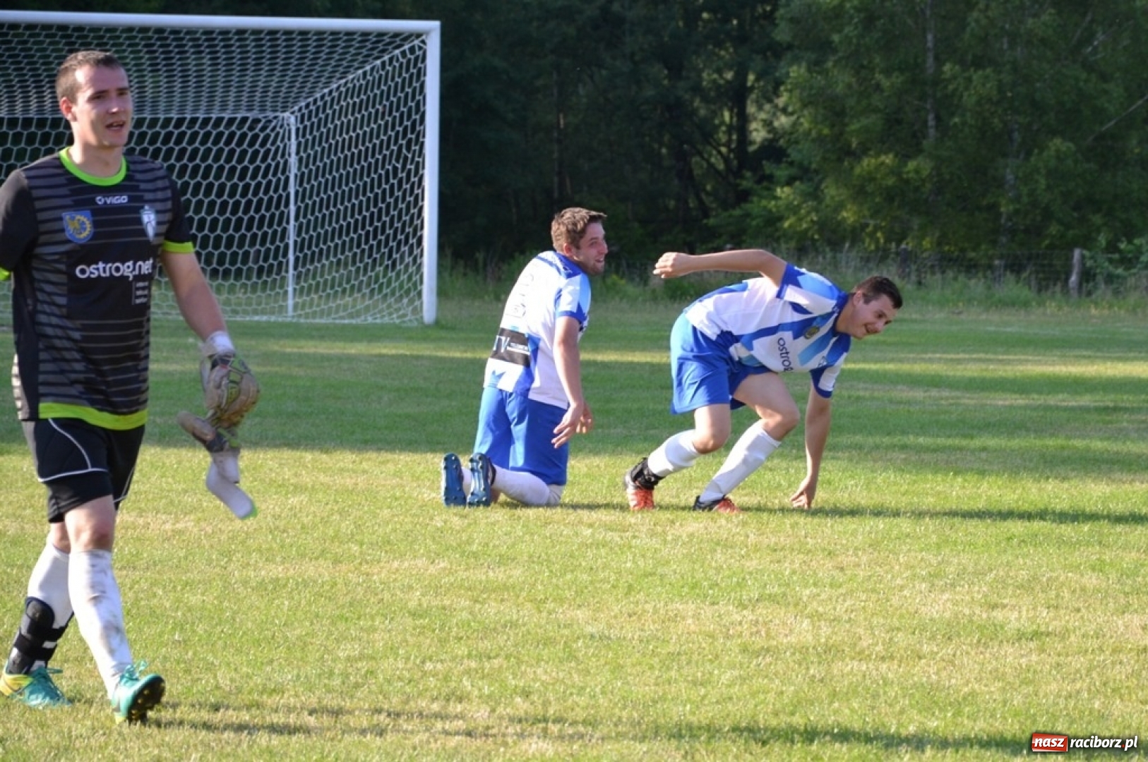 Zdjęcie w galerii na portalu naszraciborz.pl: Jankowice zostają w B klasie. Trudna sytuacja Adamowic! wiadomości z regionu