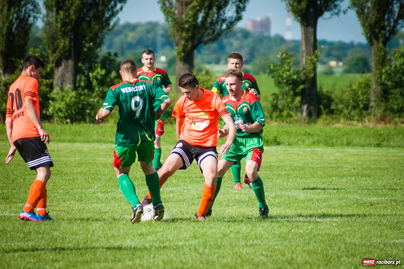 Zdjęcie w galerii na portalu naszraciborz.pl: B klasa: Przebudzenie Odry, pożegnanie Wojnowic wiadomości z regionu