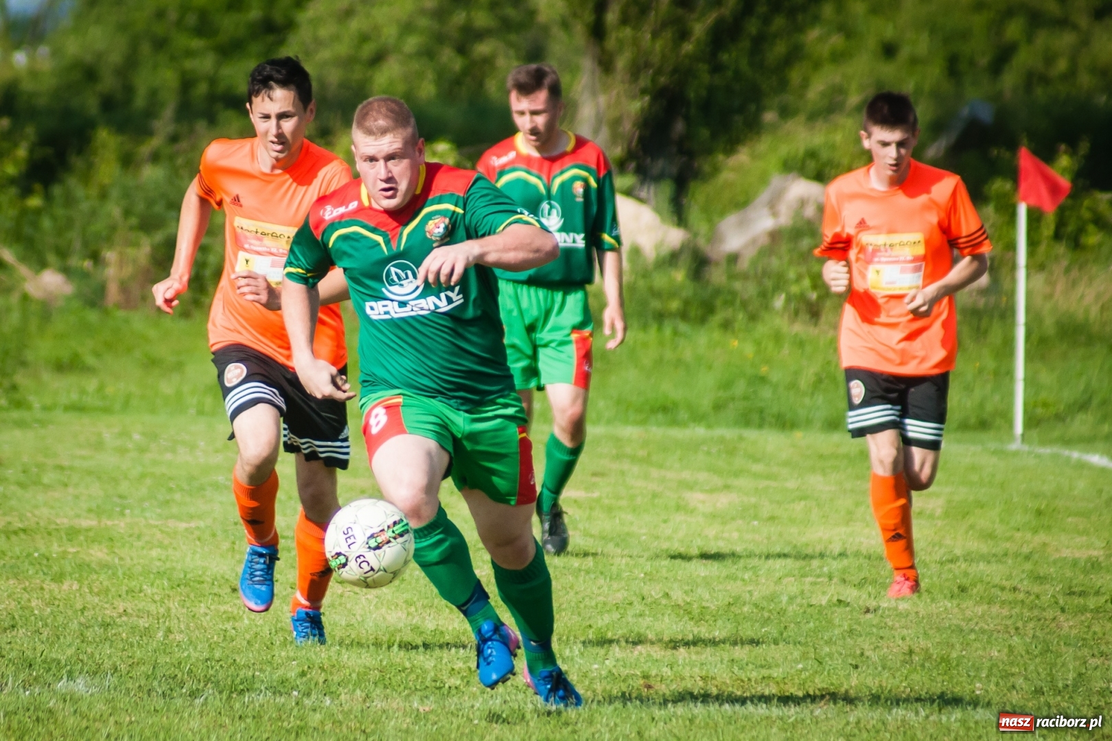 Zdjęcie w galerii na portalu naszraciborz.pl: B klasa: Przebudzenie Odry, pożegnanie Wojnowic wiadomości z regionu