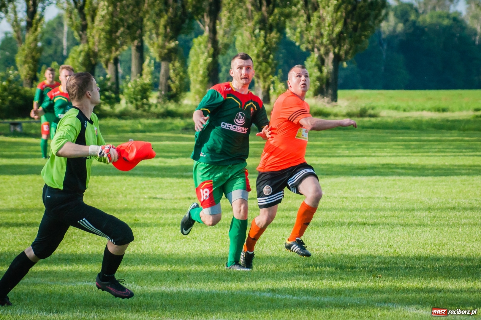 Zdjęcie w galerii na portalu naszraciborz.pl: B klasa: Przebudzenie Odry, pożegnanie Wojnowic wiadomości z regionu