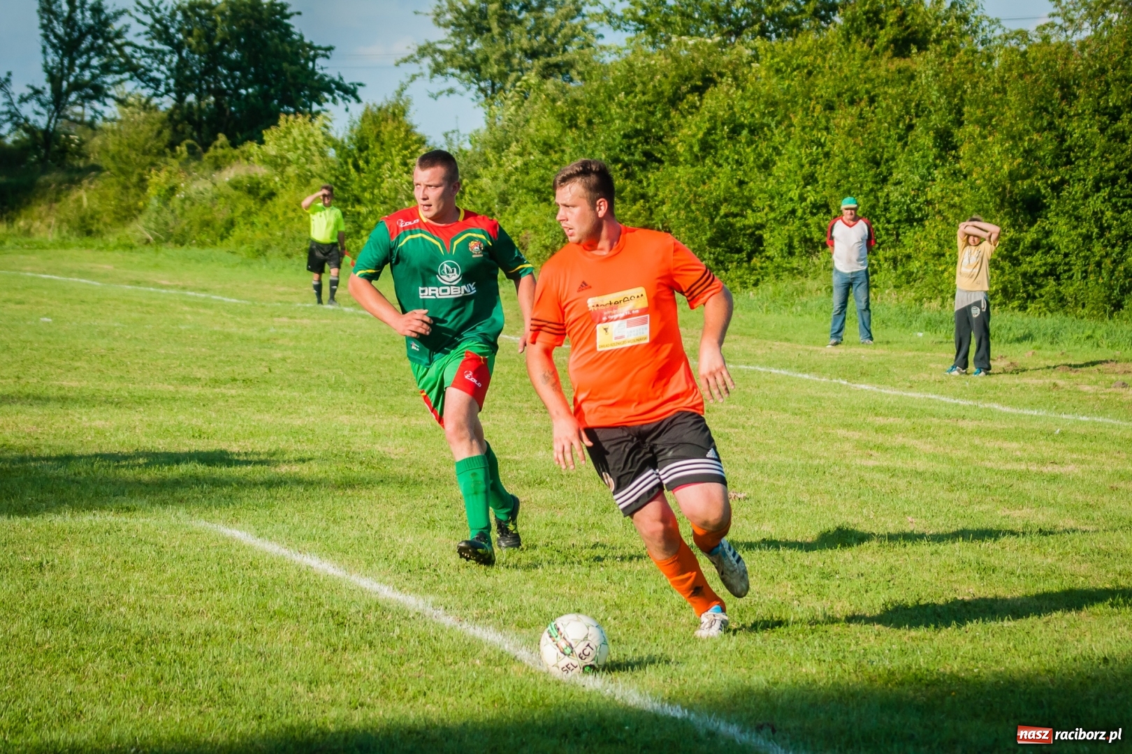 Zdjęcie w galerii na portalu naszraciborz.pl: B klasa: Przebudzenie Odry, pożegnanie Wojnowic wiadomości z regionu