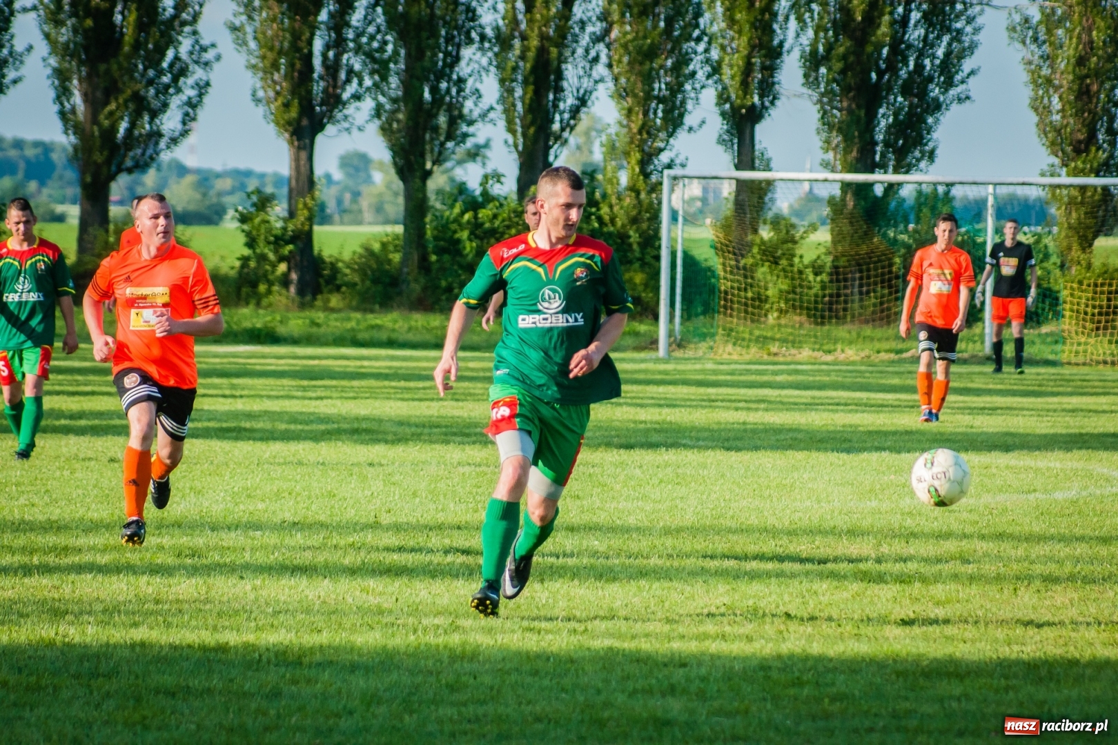 Zdjęcie w galerii na portalu naszraciborz.pl: B klasa: Przebudzenie Odry, pożegnanie Wojnowic wiadomości z regionu