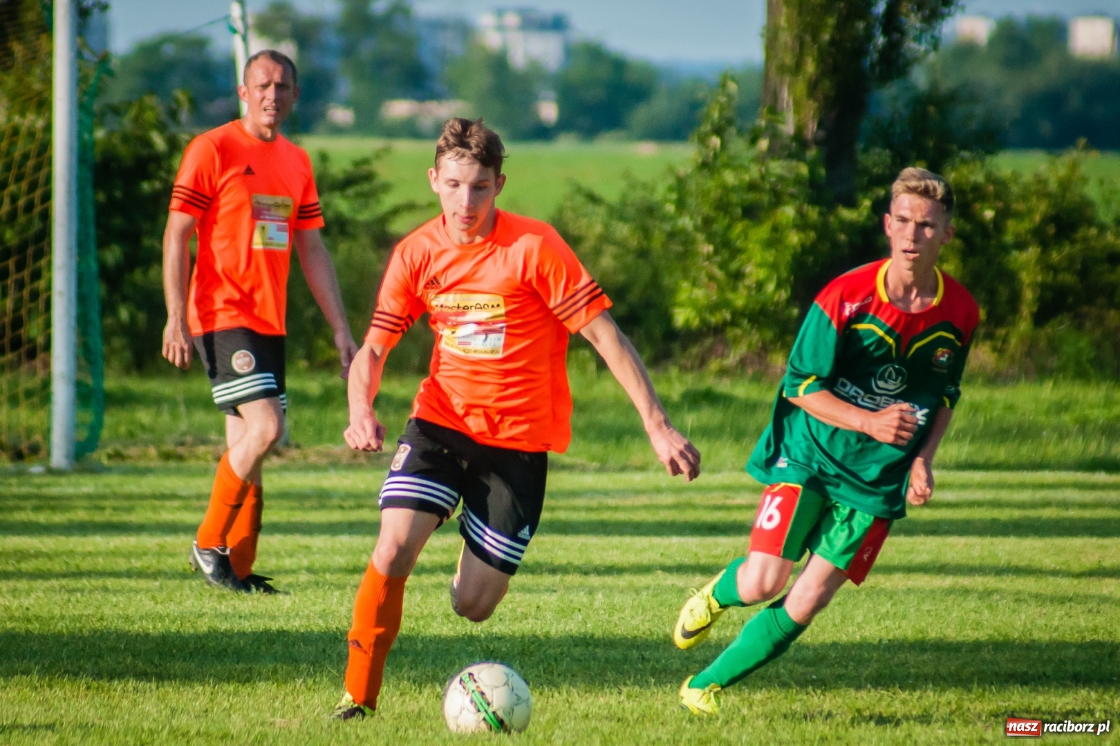 Zdjęcie w galerii na portalu naszraciborz.pl: B klasa: Przebudzenie Odry, pożegnanie Wojnowic wiadomości z regionu