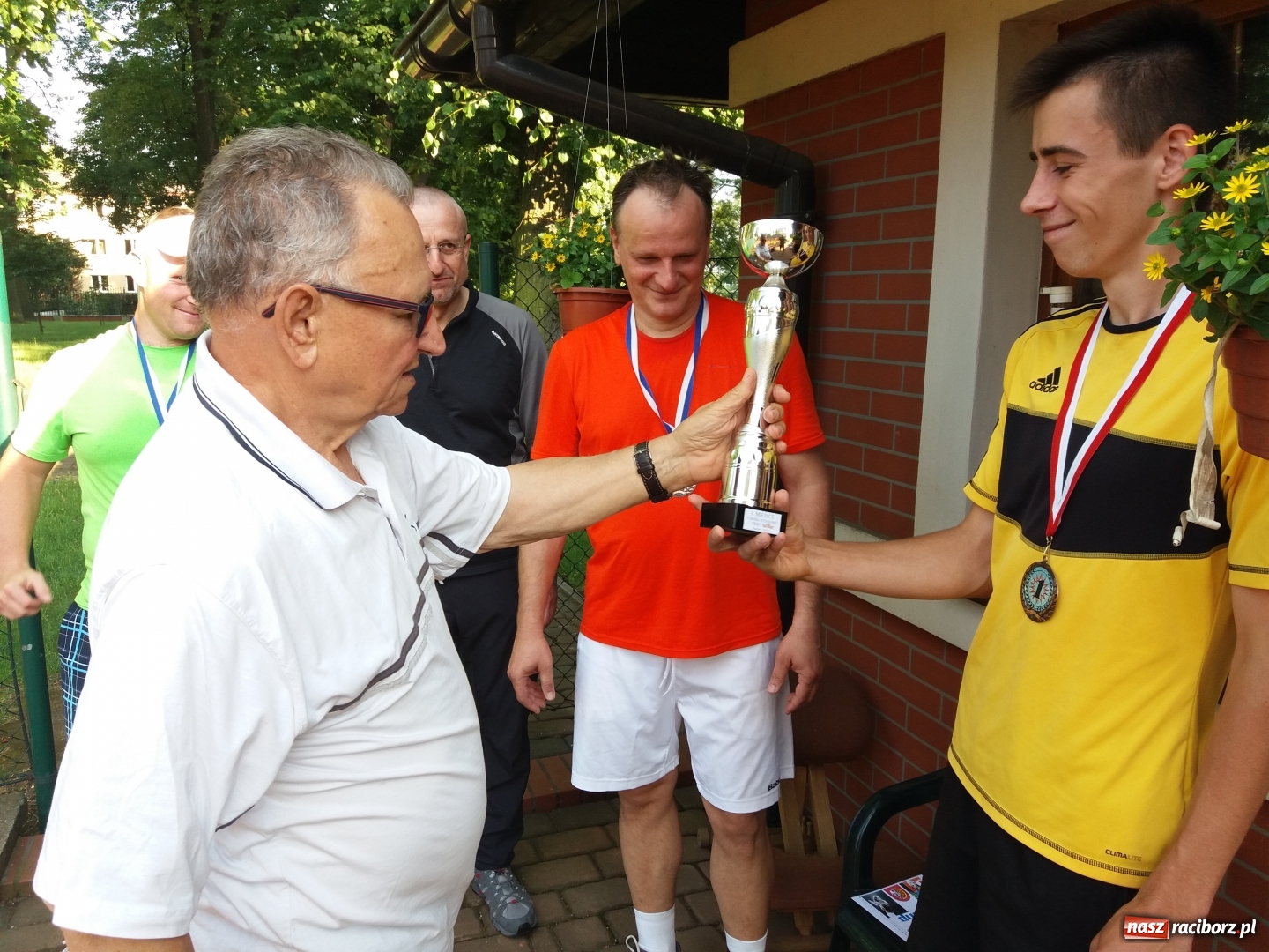 Zdjęcie w galerii na portalu naszraciborz.pl: Turniej tenisowy o Puchar Prezesa TKKF Rafako wiadomości z regionu