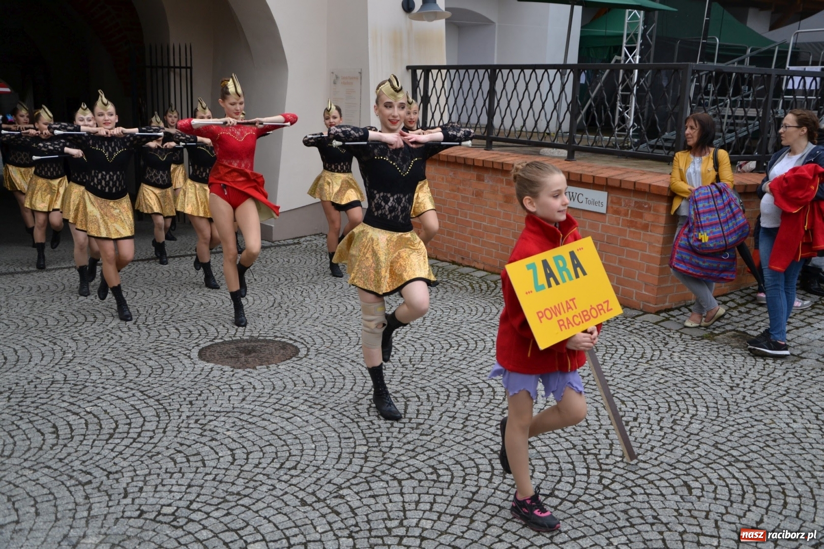 Zdjęcie w galerii na portalu naszraciborz.pl: Śląsk Kraina Wielu Kultur - występy zespołów na Zamku Piastowskim wiadomości z regionu