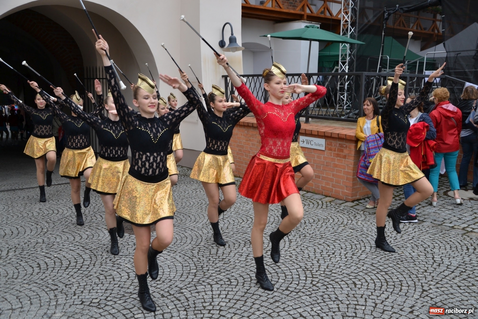 Zdjęcie w galerii na portalu naszraciborz.pl: Śląsk Kraina Wielu Kultur - występy zespołów na Zamku Piastowskim wiadomości z regionu