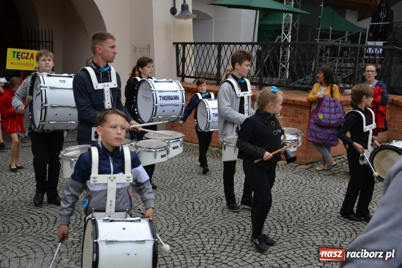 Zdjęcie w galerii na portalu naszraciborz.pl: Śląsk Kraina Wielu Kultur - występy zespołów na Zamku Piastowskim wiadomości z regionu