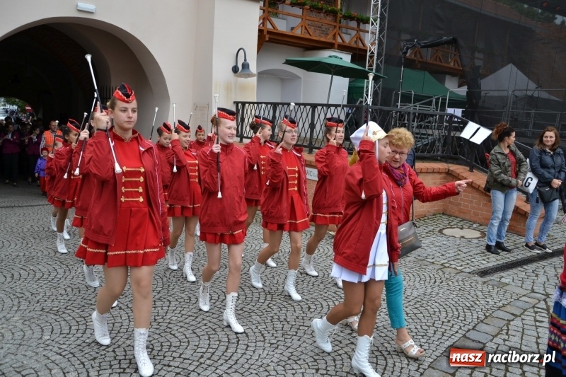 Zdjęcie w galerii na portalu naszraciborz.pl: Śląsk Kraina Wielu Kultur - występy zespołów na Zamku Piastowskim wiadomości z regionu
