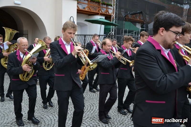 Zdjęcie w galerii na portalu naszraciborz.pl: Śląsk Kraina Wielu Kultur - występy zespołów na Zamku Piastowskim wiadomości z regionu