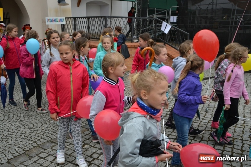 Zdjęcie w galerii na portalu naszraciborz.pl: Śląsk Kraina Wielu Kultur - występy zespołów na Zamku Piastowskim wiadomości z regionu