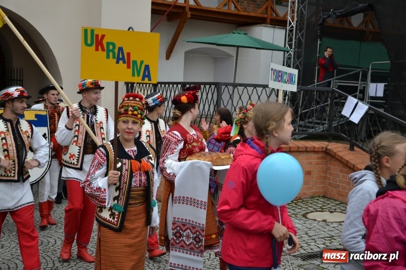 Zdjęcie w galerii na portalu naszraciborz.pl: Śląsk Kraina Wielu Kultur - występy zespołów na Zamku Piastowskim wiadomości z regionu