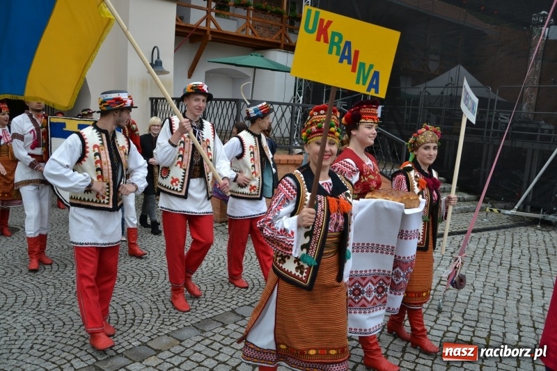 Zdjęcie w galerii na portalu naszraciborz.pl: Śląsk Kraina Wielu Kultur - występy zespołów na Zamku Piastowskim wiadomości z regionu