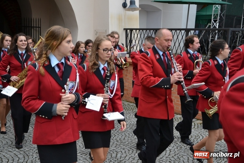 Zdjęcie w galerii na portalu naszraciborz.pl: Śląsk Kraina Wielu Kultur - występy zespołów na Zamku Piastowskim wiadomości z regionu