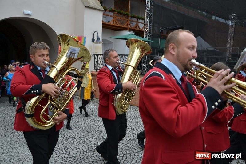 Zdjęcie w galerii na portalu naszraciborz.pl: Śląsk Kraina Wielu Kultur - występy zespołów na Zamku Piastowskim wiadomości z regionu