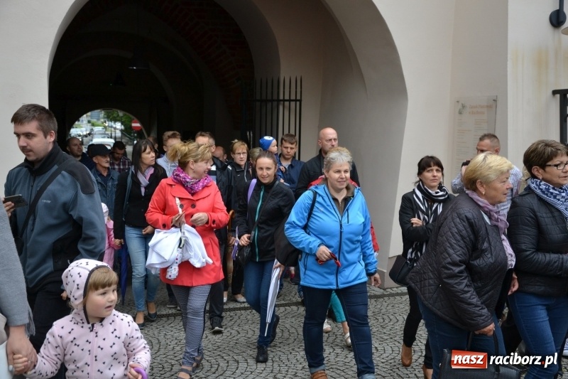 Zdjęcie w galerii na portalu naszraciborz.pl: Śląsk Kraina Wielu Kultur - występy zespołów na Zamku Piastowskim wiadomości z regionu