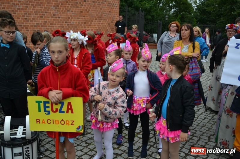 Zdjęcie w galerii na portalu naszraciborz.pl: Śląsk Kraina Wielu Kultur - występy zespołów na Zamku Piastowskim wiadomości z regionu