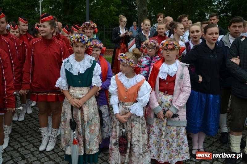 Zdjęcie w galerii na portalu naszraciborz.pl: Śląsk Kraina Wielu Kultur - występy zespołów na Zamku Piastowskim wiadomości z regionu