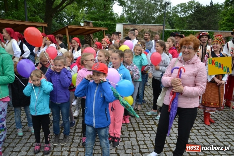 Zdjęcie w galerii na portalu naszraciborz.pl: Śląsk Kraina Wielu Kultur - występy zespołów na Zamku Piastowskim wiadomości z regionu