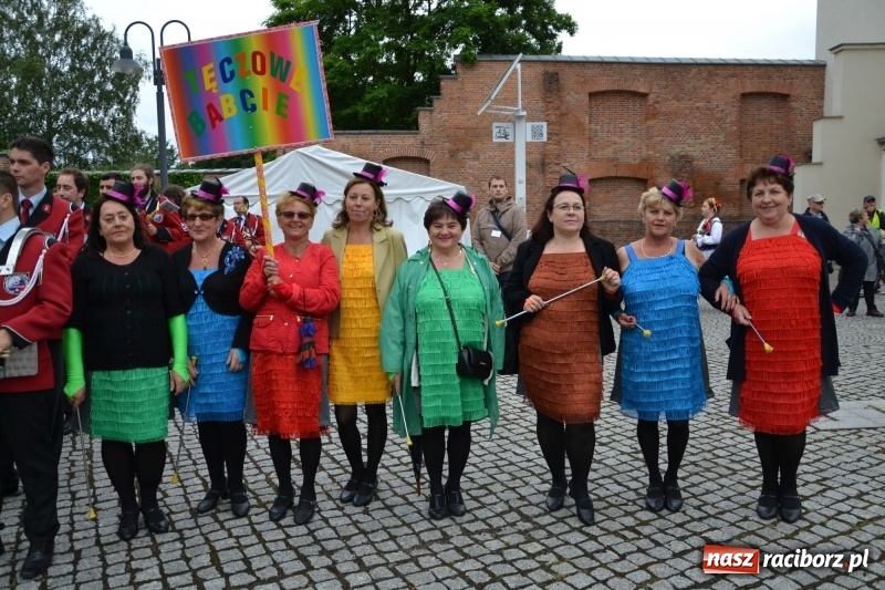 Zdjęcie w galerii na portalu naszraciborz.pl: Śląsk Kraina Wielu Kultur - występy zespołów na Zamku Piastowskim wiadomości z regionu
