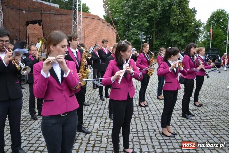 Zdjęcie w galerii na portalu naszraciborz.pl: Śląsk Kraina Wielu Kultur - występy zespołów na Zamku Piastowskim wiadomości z regionu