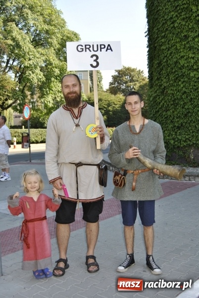 Zdjęcie w galerii na portalu naszraciborz.pl: III Rafako Półmaraton Racibórz - 500 zł dla najlepszej grupy dopingującej  wiadomości z regionu