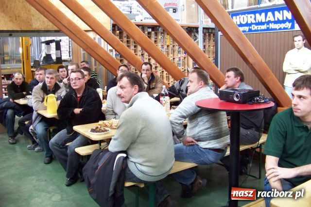 Zdjęcie w galerii na portalu naszraciborz.pl: Tylko w OMANIE nowoczesne budowanie wiadomości z regionu